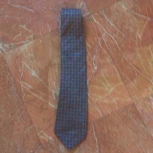 Barney’s Silk Men’s Tie